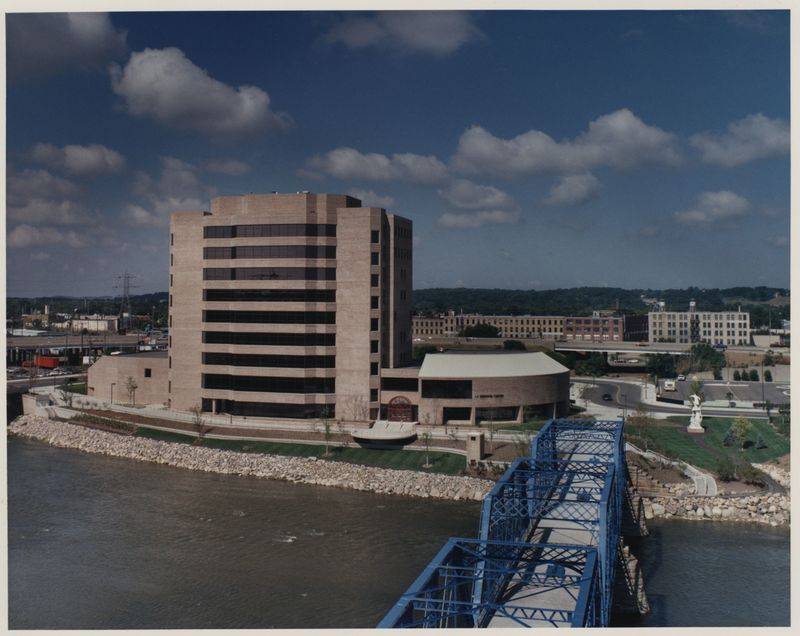 L.V. Eberhard Center